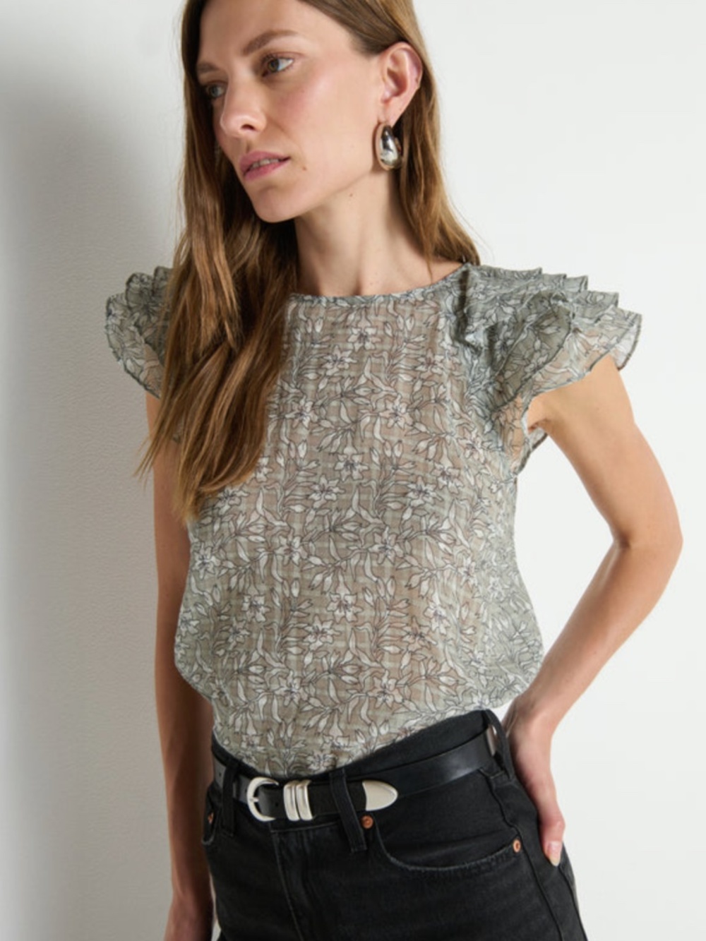 Sarina Ruffle Sleeve Top ~ Garden Floral